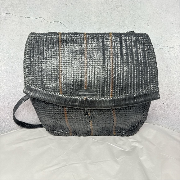 Helen Kaminski Vintage Elegant Black and Brown Edo Woven Shoulder Bag in EUC. - Picture 1 of 12